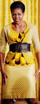 [Michelle-Obama-la-meme-tenue-a-un-an-d-intervalle-!_mode_une[3].jpg]
