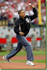 President Barack Obama Throws Out First Pitch Tu8SIxNQCQDl