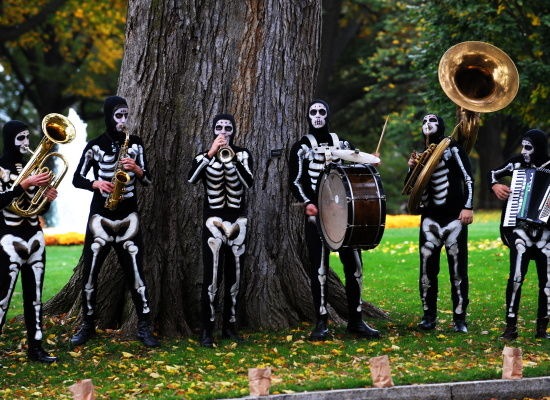 [bomo halloween skeletors[4].jpg]