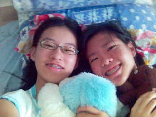 [me and sherine with our huggies[2].jpg]