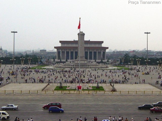 [BeijingTiananmenSquare4.jpg]