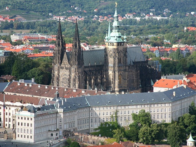 [Best Castles and Palaces_www.wonders-world.com_57[2].jpg]