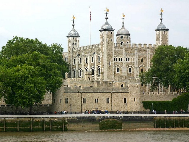 [Best Castles and Palaces_www.wonders-world.com_52[2].jpg]