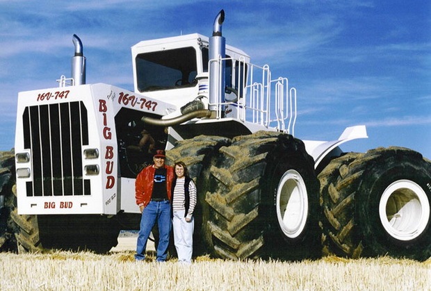 Big+Bud+747+tractor+02%5B2%5D.jpg