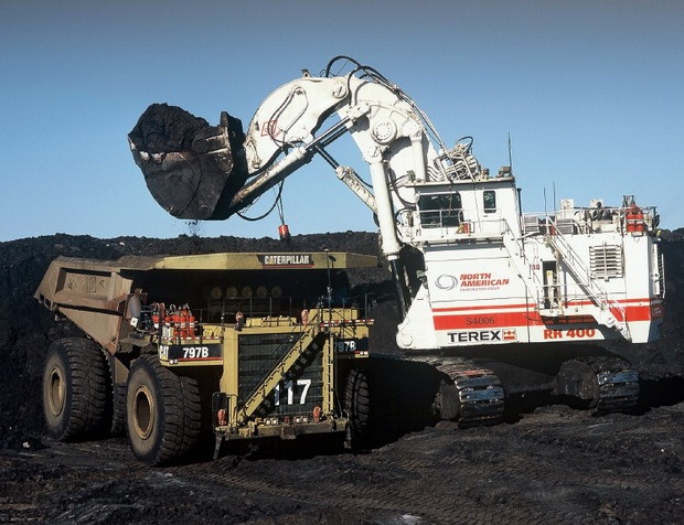 [TEREX RH400 worlds largest hydraulic shovel 20[11].jpg]