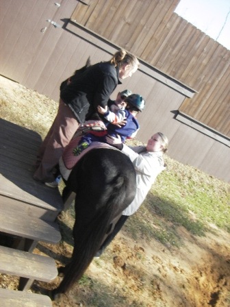 [Grifyn hippotherapy 007[2].jpg]
