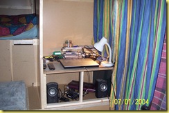 bedroom 027