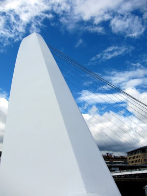 Gateshead Millineum Bridge in Newcastle England