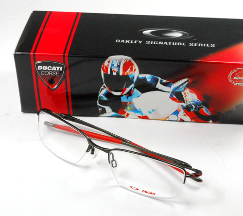 オークリーフレームの新作!LIVESTRONG&DUCATシリーズ オークリーフレームの新作!LIVESTRONG&DUCATシリーズ