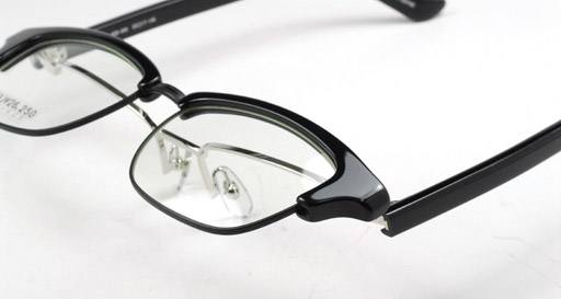  GLOSS EYESの新作登場！