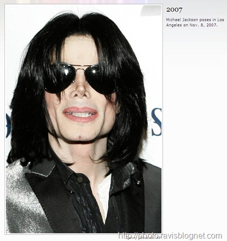 [Michael_Jackson_2007[11].jpg]