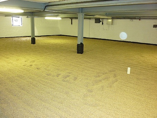 [malt-floor[3].jpg]