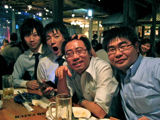 http://lh4.ggpht.com/_EOFarVdN9qU/Sbsqyn-qGCI/AAAAAAAACj4/eahyBKM5mHg/s800/IMG_3454.jpg