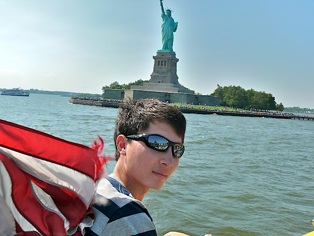 Liberty Statue, photo by Mirsulzh@n Namazaliev, August 2009