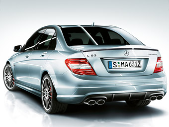 Engineers Mercedes-Benz have made C63 AMG even more powerfully