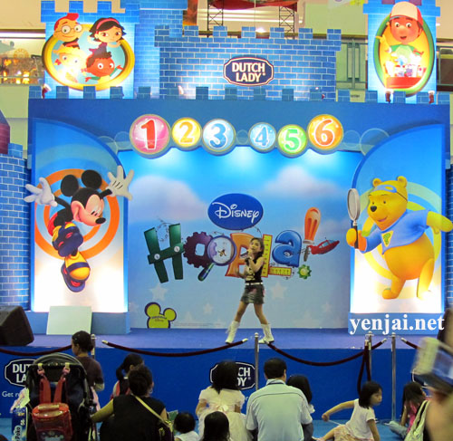 dutch lady playhouse disney 1 utama