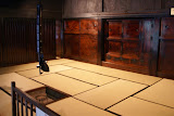 850年前に建てられ、300年前に建て替えされた上椎葉の鶴富屋敷、民宿焼畑の作りとそっくりです。