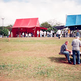 Barracas de atendimento na margem do Tietê.jpg