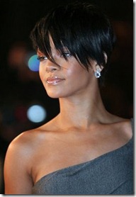 Short-bob-haircut-from-Rihanna-1