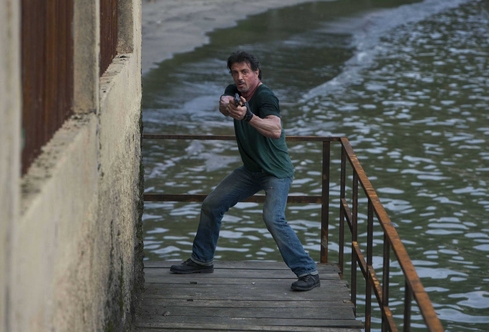 [Sylvester Stallone  in The Expendables[3].jpg]