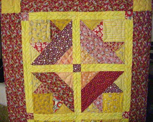[1009 Table Runner Closeup[2].jpg]