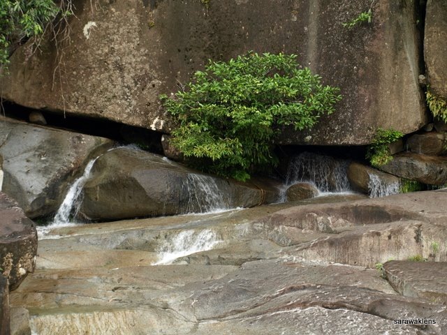 [Gunung_Kanyi_Waterfalls_Trek_162.jpg]