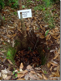 Japanese_trench_and_tunnel_1942_Gunung_Jagoi_1