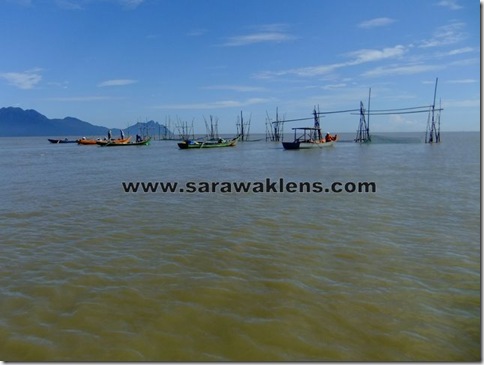 boat_ride_to_Bako_fishermen_7