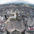 La plaza de Bolivar desde el Corredor