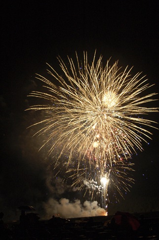 [2010_0704_AFA-fireworks-110[5].jpg]