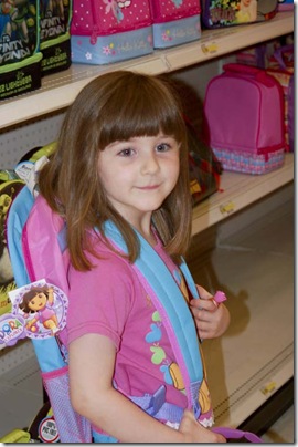 2010_0802_Sarah-backpack&lunchbox-4-500px