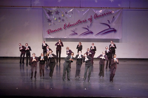 [2011_0319_TDC-DEA2011-47-MenInBlack-31-w[2].jpg]