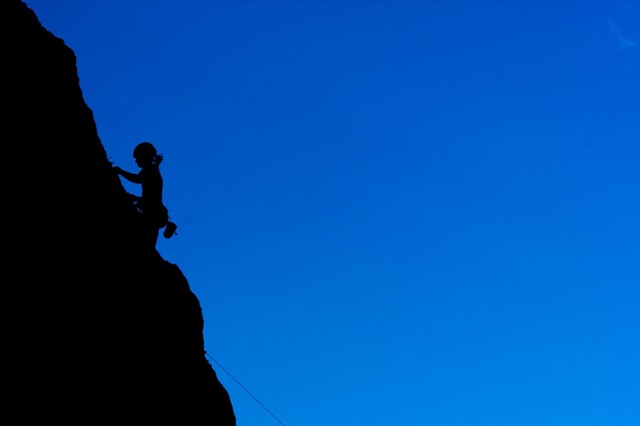 [climbingpd[6].jpg]