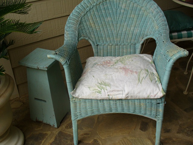 [wicker chair redo 002[4].jpg]