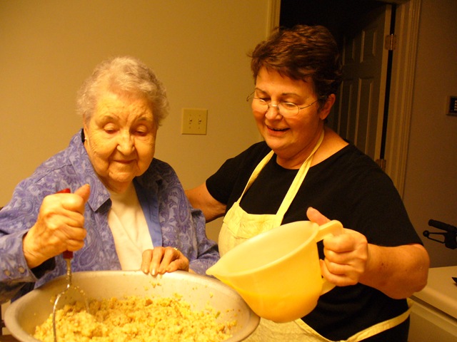[Dressingmakin0165.jpg]