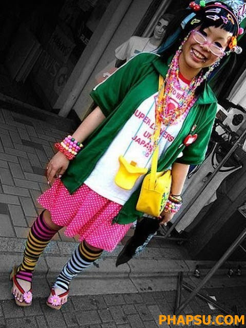 WTF_Crazy_People_from_Tokio_10.jpg