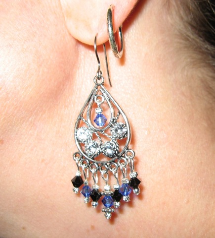 [Black and blue earrings[4].jpg]