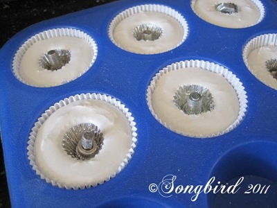 [Cupcake-Candle-Holders-How-To7.jpg]