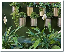 jardim_vertical_com_latas jardim_vertical_com_latas