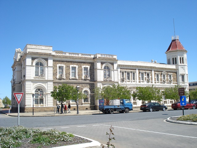 [AdelaidePortAdelaide0403.jpg]