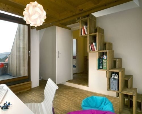 [Apartmant Therapy, Trappa med flera funktioner2.jpg]