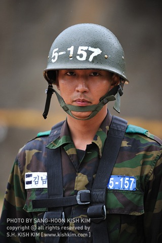 [KimNamGil-FC.blogspot.com military training (13)[4].jpg]
