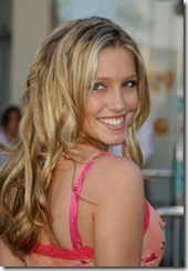 Katie Cassidy is Monte Carlóba tart