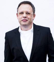 [Bill Condon fogja rendezni a Breaking Dawnt[2].jpg]