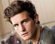 [Nico Tortorella a Sikoly 4-ben[2].jpg]