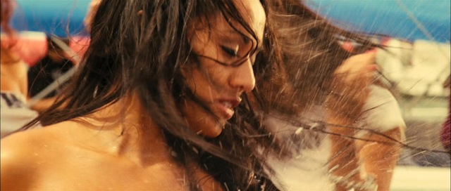 [Piranha 3D 00000 6[4].jpg]