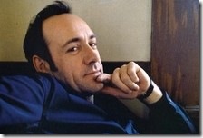 Kevin Spacey is főnökösködik