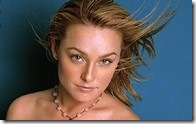 Elisabeth Röhm az Abductionben