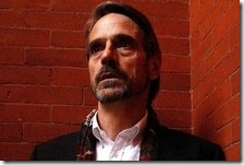 Jeremy Irons is a Margin Call stábját erősíti