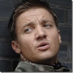 Jeremy Renner és Judi Dench vajon jóban lesznek